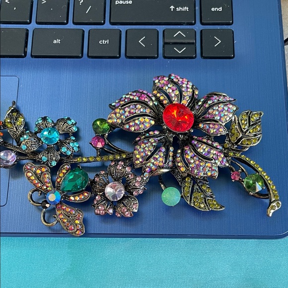 Jewelry - Floral Multicolor Brooch Add-on to scarves or Hats 6”X2.5”